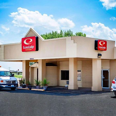 Econo Lodge Inn & Suites Newton Buitenkant foto